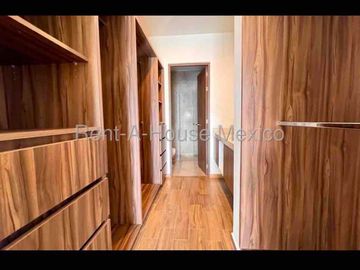 RENTA | Departamento en Zibata, Querétaro | Planta baja | Patio- jardín | Alberca | plazas comerciales cerca.