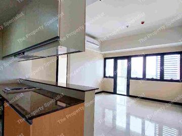 Salcedo Skysuites 1 Bedroom Suite with Balcony For Sale via Rent to Own 7 Years to Pay in Salcedo Makati City