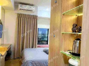 Dijual Cepat Apartemen Delft Hadap Kolam Renang Full Furnish, Bebas Ribet