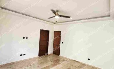 SE RENTA AMPLIA  CASA DE 4 RECÁMARAS,ALBERCA PRIVAD,A, SEGURIDAD,  AMENIDADES 2 CASAS CLUB, UBICADA EN RESIDENCIAL AQUA BY CUMBRES CANCÚN
