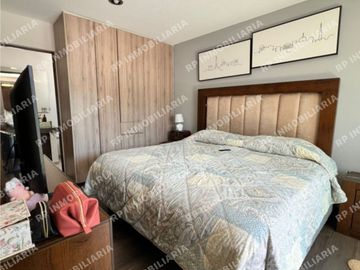 CASA TRES RECÁMARAS CON AMPLIOS ESPACIOS EN EXCELENTE UBICACIÓN EN EL CONDOMINIO