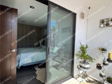 CASA TRES RECÁMARAS CON AMPLIOS ESPACIOS EN EXCELENTE UBICACIÓN EN EL CONDOMINIO