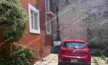 LOMAS DEL MÁRMOL CASA EN RENTA