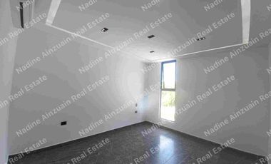 EN VENTA HERMOSA Y AMPLIA CASA EN RESIDENCIAL VÍA CUMBRES CANCÚN. 4 RECÁMARAS, ALBERCA, CUARTO DE SERVICIO, AMENIDADES, SEGURIDAD 24 HORAS.