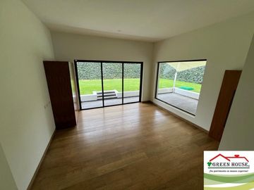 Venta Casa con Uso de Suelo en San Jerónimo Lídice, Magdalena Contreras