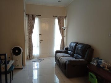 Dijual Cepat Rumah di Permata Bintaro
