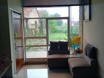 Dijual Cepat Rumah di Perum Square Garden Tajur Halang