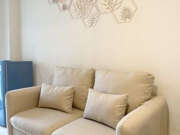 Disewakan Apartemen Full Furnished The Springlake Summarecon Bekasi 2BR View Kolam Renang