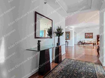 3 bedroom nicely furnished and well maintained unit at The Pacific Plaza Towers (PPT) in BGC For Lease