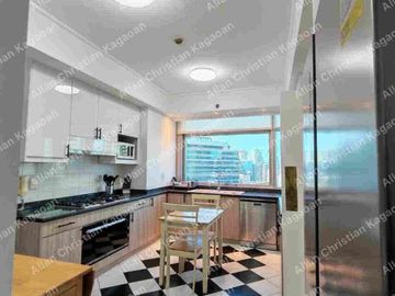 3 bedroom nicely furnished and well maintained unit at The Pacific Plaza Towers (PPT) in BGC For Lease