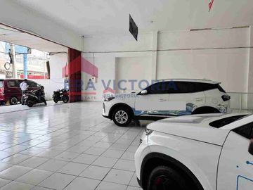 Ruko besar disewakan di A Yani Utara blimbing Malang