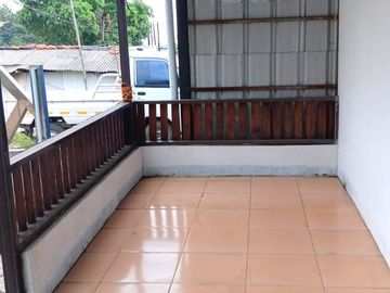 Ruang Usaha BU Mainroad Gedung Dprd di Cilame Ngamprah Bandung Barat