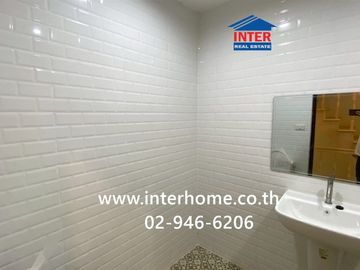 Three-story townhouse, 17 sq.wa., in Pongsirichai 2 Village, near Kasikorn Bank, Phutthamonthon Sai 4 branch, Phetkasem Road, Phutthamonthon Sai 4-Phu
