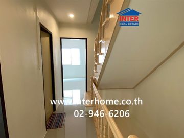 Three-story townhouse, 17 sq.wa., in Pongsirichai 2 Village, near Kasikorn Bank, Phutthamonthon Sai 4 branch, Phetkasem Road, Phutthamonthon Sai 4-Phu