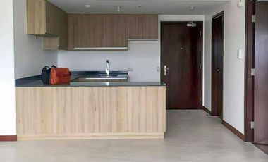 Pasig City, 1 Bedroom 1BR Condo for Sale at The Royalton at Capitol Commons