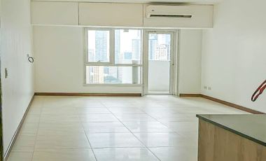 Pasig City, 1 Bedroom 1BR Condo for Sale at The Royalton at Capitol Commons