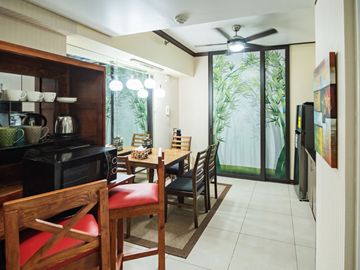 1-Bedroom Condo for Rent in The Columns Legazpi Village Makati City