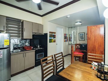 1-Bedroom Condo for Rent in The Columns Legazpi Village Makati City