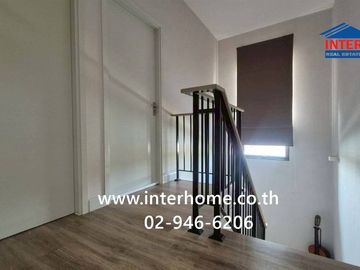 Two-story detached house, 57.9 sq.wah, Pave Bangna Village, Bang Bo-Klong Dan Road, Panvithi Road, Bang Bo, Samut Prakan.