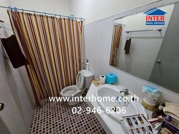 Three-story commercial building, 20 square wah (approximately 80 sq m), located near Suphan Buri Provincial Police Station, on Nang Soi Fa Road and Ph