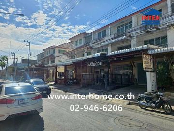 Three-story commercial building, 20 square wah (approximately 80 sq m), located near Suphan Buri Provincial Police Station, on Nang Soi Fa Road and Ph