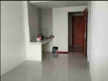 Disewakan Unit Apartemen Puncak Dharmahusada 2BR Lantai 12 Kosongan