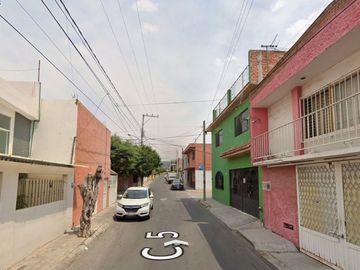 CASA EN VENTA!!! SE VENDE CASA EN BIEN CUIDADA CASA DE RECUPERACION BANCARIA, OPORTUNIDAD DE INVERSION