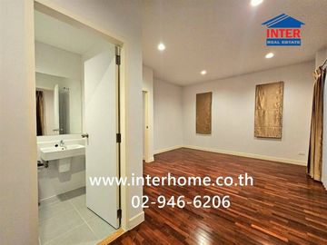 Two-story detached house, 38.2 sq.wah, Sena Ville Lam Luk Ka-Khlong 6 village, near Mang Mee Sap Market, Soi Bueng Kham Phroi, Thetsaban Lam Luk Ka 1
