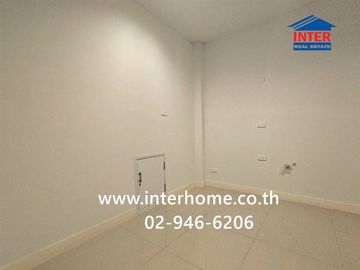 Two-story detached house, 38.2 sq.wah, Sena Ville Lam Luk Ka-Khlong 6 village, near Mang Mee Sap Market, Soi Bueng Kham Phroi, Thetsaban Lam Luk Ka 1