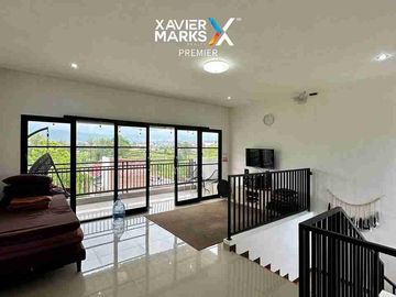 villa furnish dengan private pool dekat alun-alun kota batu