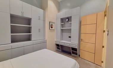 BRAND NEW 4 BR unit with PARKING  | THE LUXE  BGC