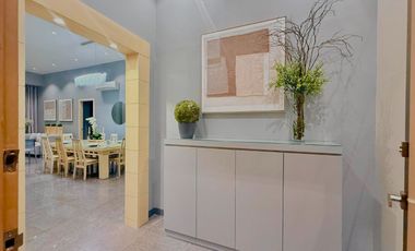 BRAND NEW 4 BR unit with PARKING  | THE LUXE  BGC