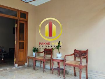 Prime Location! Rumah Mewah Dekat Fasilitas Umum Terlengkap di Suryalaya Bandung