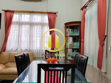 Prime Location! Rumah Mewah Dekat Fasilitas Umum Terlengkap di Suryalaya Bandung