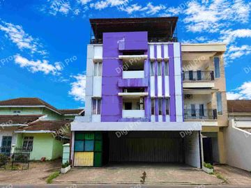 Jual Ruko 4LT Lengkap Usaha, Tinggal Jalan. Panakkukang Mas.