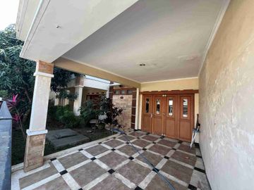Rumah Besar Kalpataru Suhat Kota Malang
