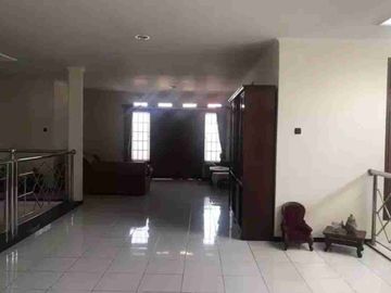 Rumah Besar Kalpataru Suhat Kota Malang