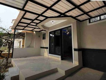 Di Jual Rumah Cluster 2 Lantai Siap Huni Delatinos BSD Tangsel, Ls