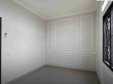 Di Jual Rumah Cluster 2 Lantai Siap Huni Delatinos BSD Tangsel, Ls