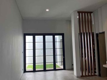 Rumah di Perum Alam Sutera, jl Sutera Gardenia Serpong Utara, Tangerang Selatan