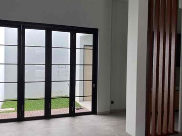 Rumah di Perum Alam Sutera, jl Sutera Gardenia Serpong Utara, Tangerang Selatan
