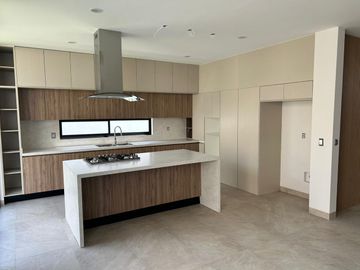 CASA NUEVA EN VENTA EN VALLES DEL MOLINO B DE LEÒN GTO