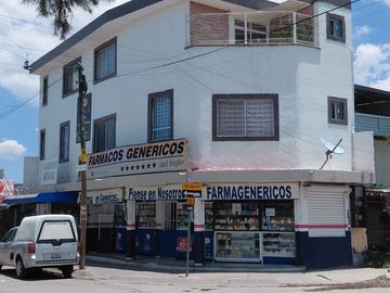 SE RENTAN locales Paseos de las Torres