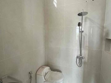 DISEWAKAN RUMAH MODERN MURAH BTARI SUMMARECON BANDUNG