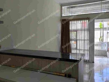 Dijual Rumah Harga kepepet Strategis Di Kinagara Regency blok Q