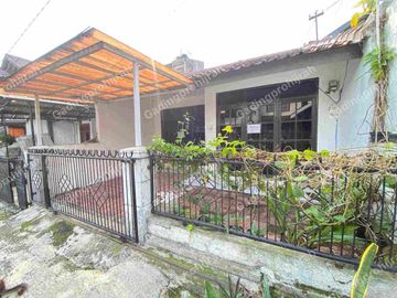 Disewakan Rumah Strategis Di Sarijadi