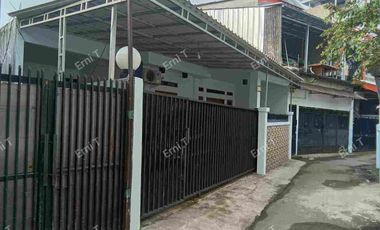 Rumah 1 lantai full Dak dan Bata Merah di Ciracas Jakarta Timur