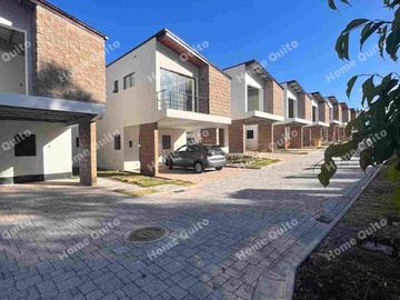 CASA EN VENTA A ESTRENAR EN EL RANCHO SANGOLQUI