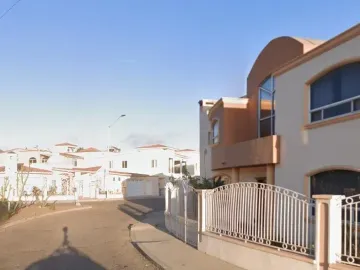 HERMOSA CASA DE LUJO A  LA VENTA