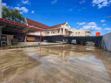 Jual Cepat Rumah Jumbo LT 1070m2 LB 1200m2. Jl. SUNU. SHM